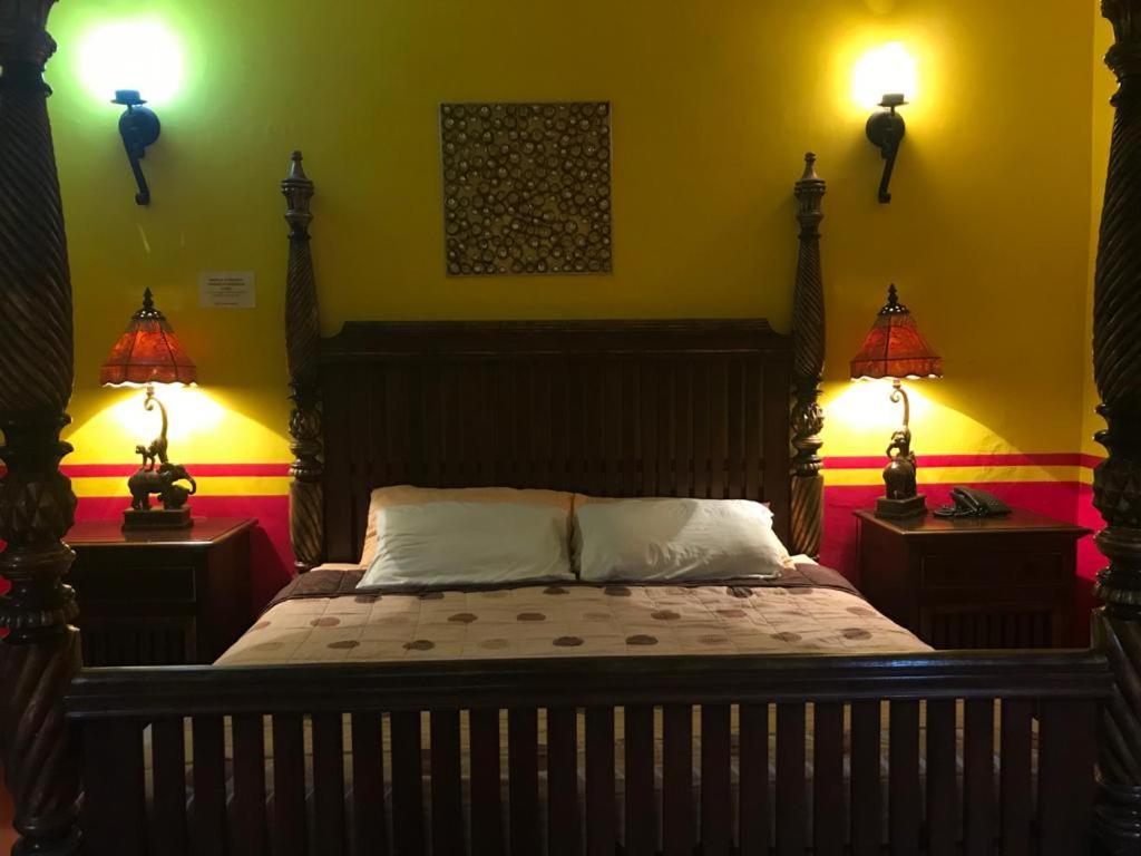 Casa Campos Bed & Breakfast Guadalajara Exterior foto